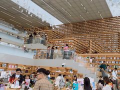 -朵云书院(滴水湖店)