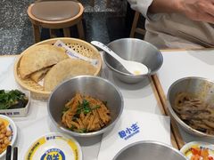 -粉小主·贵州酸汤牛肉粉(南京仙林金鹰店)