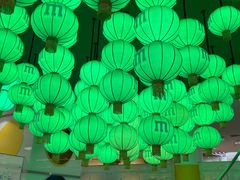 -m豆巧克力世界(上海世茂广场店)