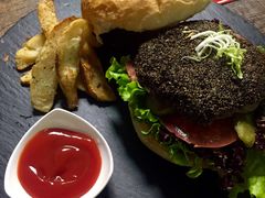 -HIGH FIVE哈福手工汉堡(桂林路店)