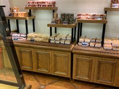 面包甜点陈列柜-丁香西饼屋(桂林路店)