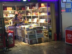 -天幕新彩云国际影城(激光巨幕店)