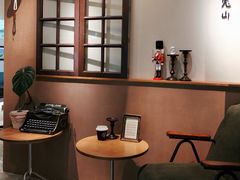 -luutosa  cafe & tea 鹿兔山