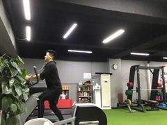 -征成健身连锁私教工作室(九公里店)
