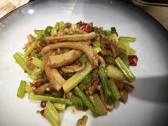-老唐三下锅 ·张家界地标美食(溪布街店)