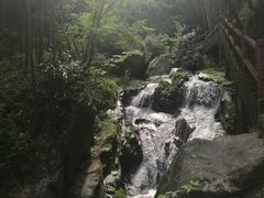 -藏龙百瀑风景区