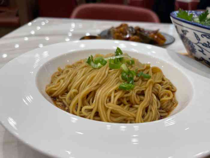 金玡居(海信广场店)-"传说已久的网红爱马仕面馆,终于打卡了.店.