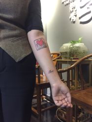 -木子·纹身店TATTOO穿孔·洗纹身
