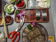 -围炉肉舍丹东海鲜烤肉·烤活鳗(步行街店)