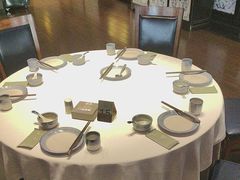 -八府香鸭·啫啫煲(华山路店)