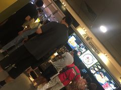-麦当劳(新华路步步高店)