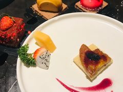 -半岛翡丽海鲜自助餐厅(观风亭店)