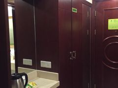 -维也纳酒店(广州惠福西上下九店)