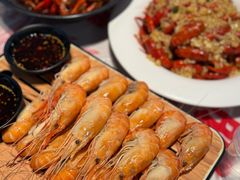 -肥肥虾庄·金牌油焖大虾(汉街SKP店)