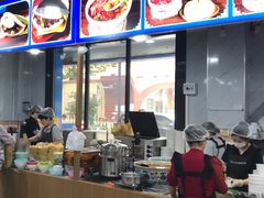 -邢老三肉丸糊辣汤(西安总店)