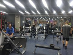 -立峰超越健身中心(先天下店)