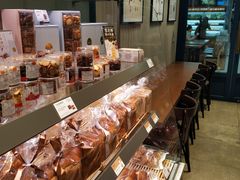 面包甜点陈列柜-巴黎贝甜(豪浦店)
