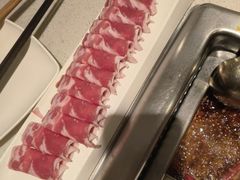 -海底捞火锅鲜切牛肉主题店(长寿路店)
