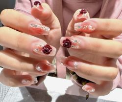 -丽心自助美甲美睫