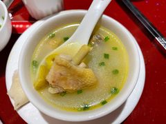 板栗鸡汤-蜀中吴养生板栗鸡(会展店)