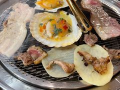 -围炉肉舍•炭烤活鳗•丹东海鲜烤肉(步行街店)