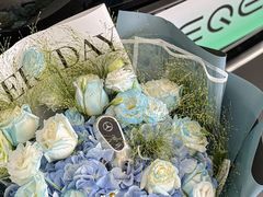 -天津波士信达奔驰4S店(卫津南路店)