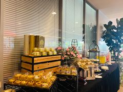 -奔驰上海利星(七宝店)