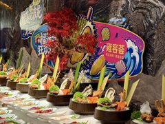 -雍容荟帝王蟹活龙虾展台自助(IFS黑金店)