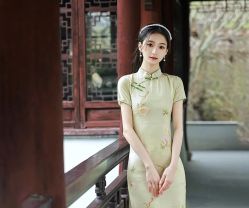 -租旗袍租礼服馆