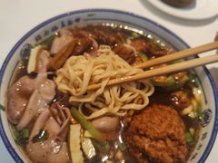 -镇南锅盖面馆(解放路店)