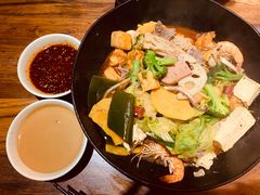 -万记麻辣烫国展总店