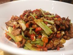 小炒黄牛肉-恋湘小镇(纺织大厦店)