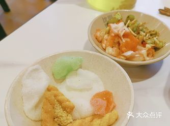 关注 沈姐烤鱼太好吃了!之前周末吃过一次，人很多