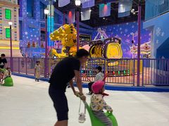 -西安银基冰雪世界