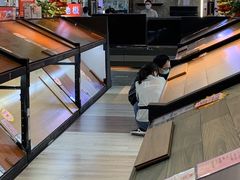 -百安居装修建材卖场(泰然店)