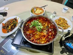 -YI PIN JU 一品居中餐厅 中国超市
