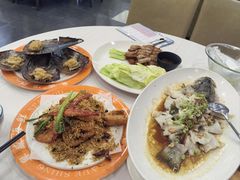 -粤盛海鲜平价店(洛溪食街店)