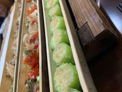 -胡须哥网红竹筒菜