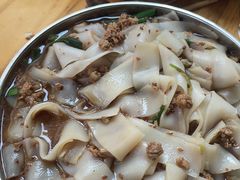 -正宗杨记普洱酸醋米线(总店)