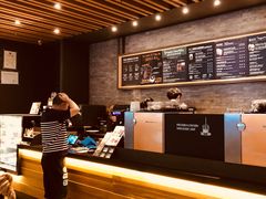 -星巴克臻选(周浦万达店)