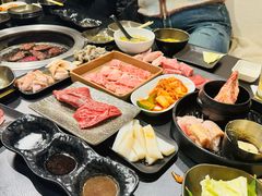 -和牛 烧肉寿喜烧涮锅 善(心斎橋店)