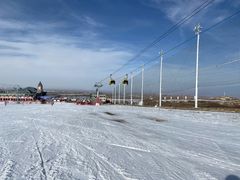 -丝绸之路山地度假区滑雪场