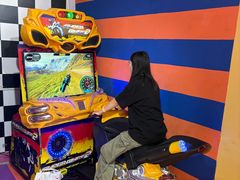 -不可思议减压馆·解压博物馆·摔碗发泄·团建定制