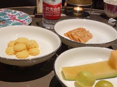 -海派悦庭·海胆烧麦·新融合菜(凯德广场店)