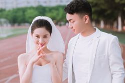 -格调婚纱摄影 (福州总店)