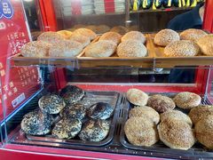 惠山油酥饼-新万鑫银丝面·非遗无锡味(惠山古镇店)