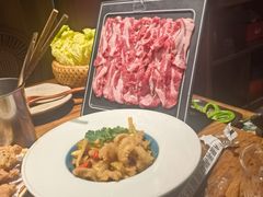-老牌坊云南鱼豆花火锅(嵩山店)