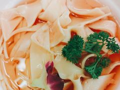 -山城年华老火锅(玉林店)