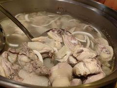 -润园四季椰子鸡火锅(海上世界店)