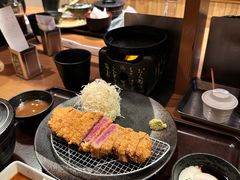 -牛カツ京都勝牛(河原町蛸薬師店)